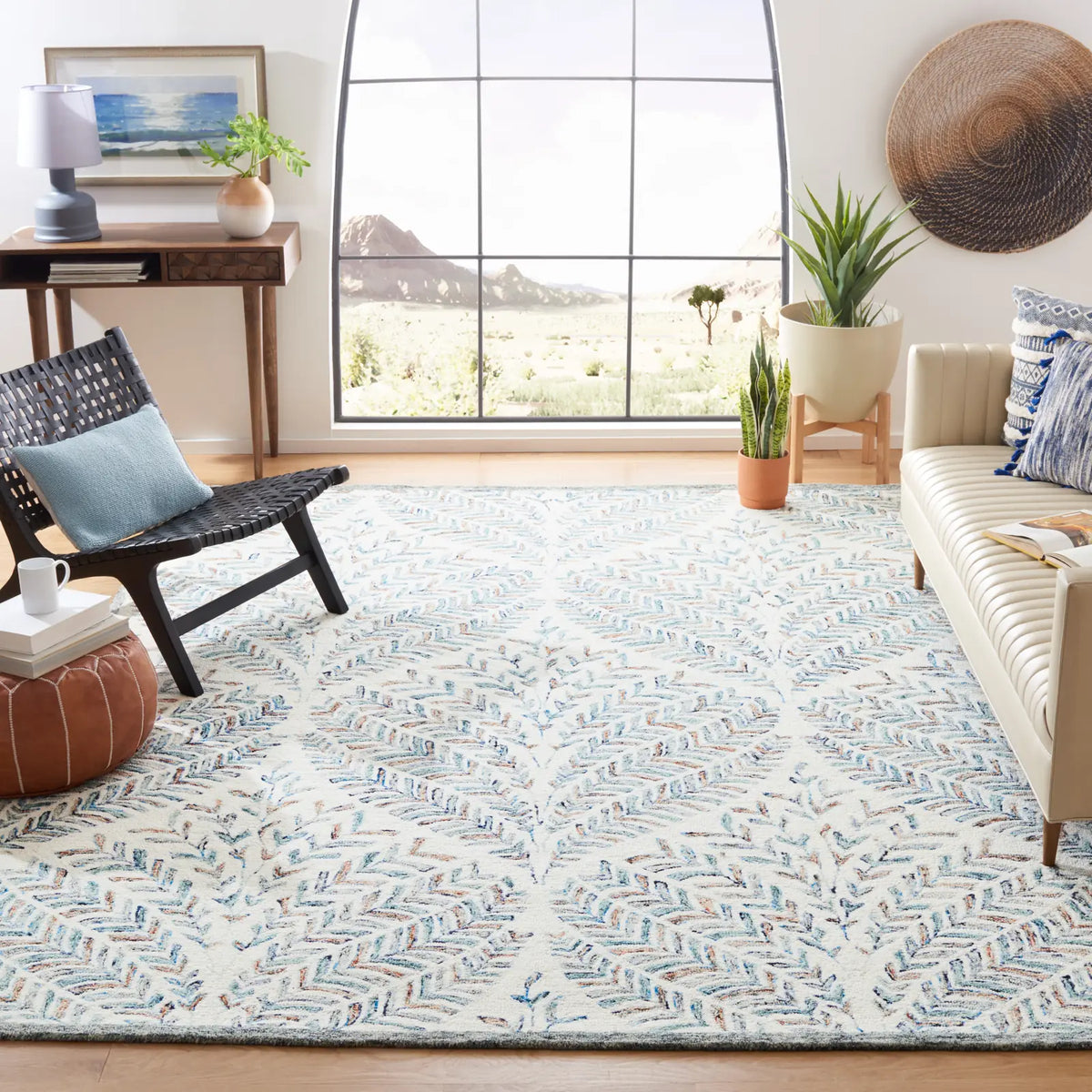 Safavieh Capri 10'-0" x 14'-0" Rug in Ivory / Blue