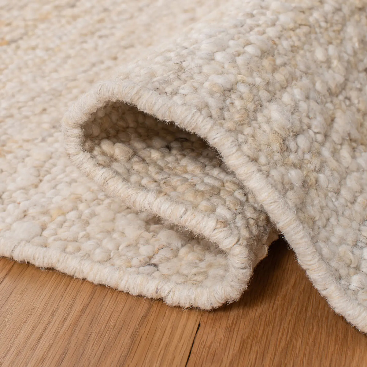 Safavieh Natura 5'-0" x 8'-0" Rug in Ivory