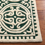 Safavieh Cambridge 4'-0" x 6'-0" Rug in Dark Green / Ivory