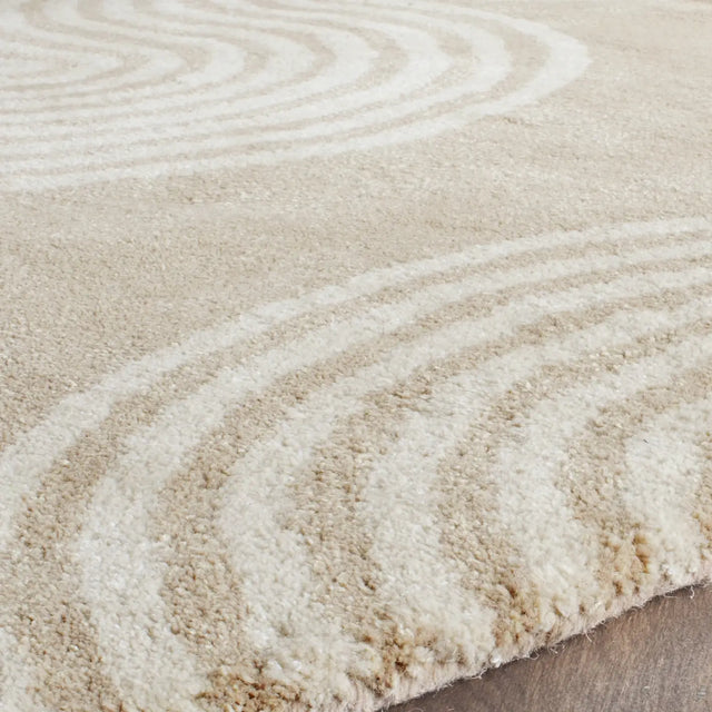 Safavieh Chatham 5'-0" x 5'-0" Rug in Beige / Ivory