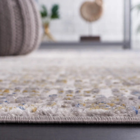 Safavieh Palma 4'-0" x 6'-0" Rug in Beige / Blue