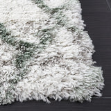 Safavieh Horizon Shag 800 4'-0" x 6'-0" Rug in Ivory / Green
