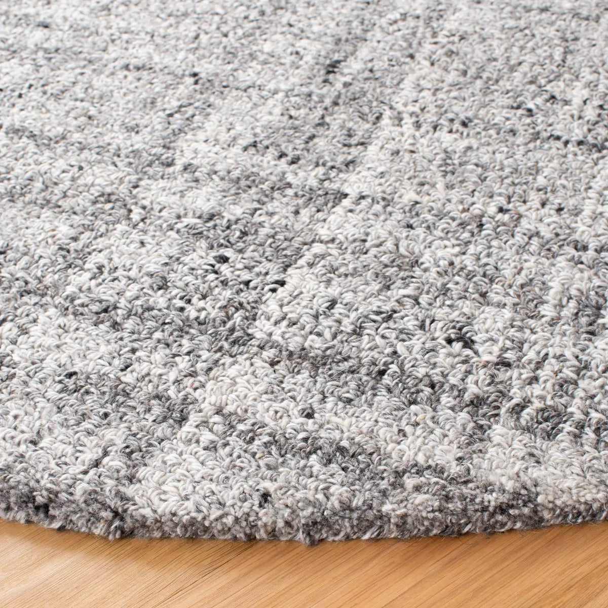 Safavieh Abstract 6'-0" x 6'-0" Rug in Grey / Black