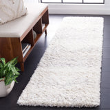 Safavieh Fontana Shag  800 2'-3" x 8'-0" Rug in Ivory / Grey