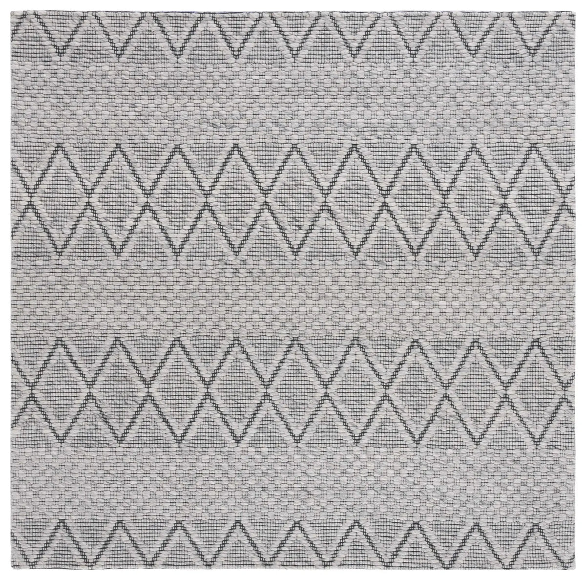 Safavieh Marbella 6'-0" x 6'-0" Rug in Light Grey / Black