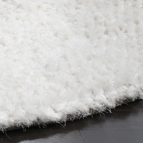 Safavieh Sg-Sts-Saint Tropez Shag 6'-0" x 6'-0" Rug in Snow White