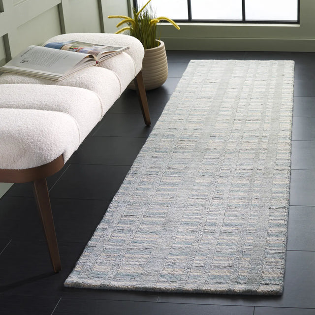 Safavieh Fifth Avenue 2'-3" x 8'-0" Rug in Teal