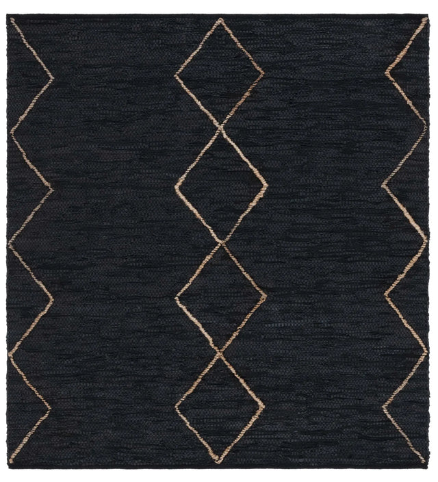 Safavieh Vintage Leather 6'-0" x 6'-0" Rug in Black / Natural