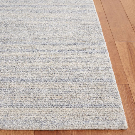 Safavieh Ebony 4'-0" x 6'-0" Rug in Blue / Grey