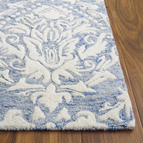 Safavieh Blossom 5'-0" x 8'-0" Rug in Blue / Ivory