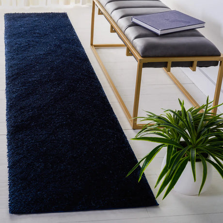 Safavieh Tahoe Shag 2'-0" x 9'-0" Rug in Navy