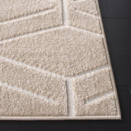 Safavieh Stella 4'-0" x 6'-0" Rug in Beige