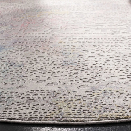Safavieh Meadow 100 6'-7" x 6'-7" Rug in Grey / Gold