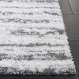 Safavieh Tahoe Shag 4'-0" x 6'-0" Rug in Ivory / Dark Grey