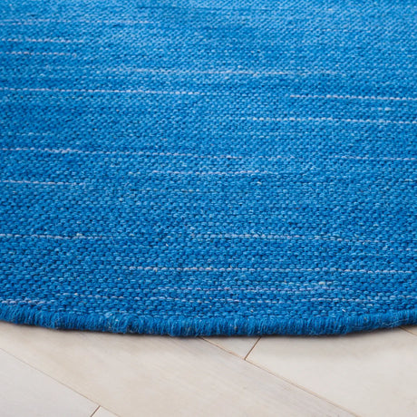 Safavieh Kilim 6'-0" x 6'-0" Rug in Blue