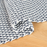 Safavieh Salem 4'-0" x 6'-0" Rug in Dark Blue