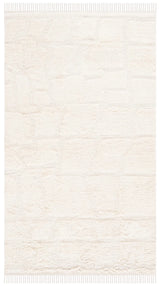 Safavieh Kenya 4'-0" x 6'-0" Rug in Ivory