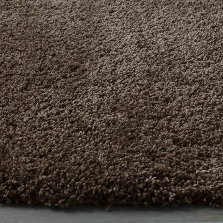 Safavieh Santa Monica Shag 6'-7" x 6'-7" Rug in Mushroom