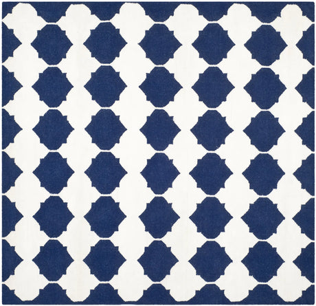 Safavieh Dhurries 7'-0" x 7'-0" Rug in Navy / Ivory