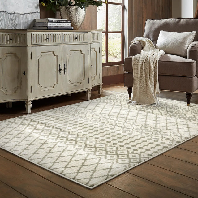Oriental Weavers Sphinx Georgia 717B0 Ivory/ Grey Rugs - room scene