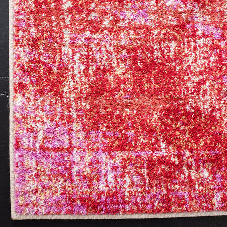 Safavieh Adirondack 4'-0" x 6'-0" Rug in Red / Gold