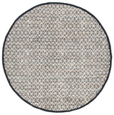 Safavieh Montauk 6'-0" x 6'-0" Rug in Beige / Black