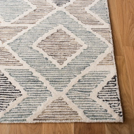 Safavieh Precious 4'-0" x 6'-0" Rug in Blue / Beige