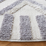 Safavieh Marrakesh 6'-7" x 6'-7" Rug in Ivory / Grey