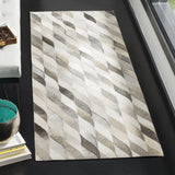 Safavieh Studio Leather 2'-3" x 7'-0" Rug in Ivory / Grey