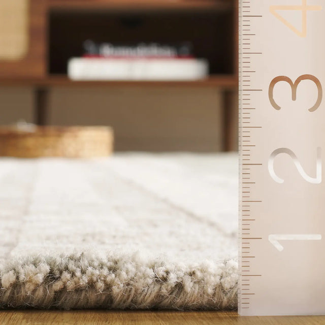 Safavieh Element 4'-0" x 6'-0" Rug in Grey