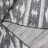 Safavieh Courtyard 4'-0" x 5'-7" Rug in Black / Grey