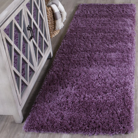 Safavieh Indie Shag 2'-3" x 7'-0" Rug in Purple