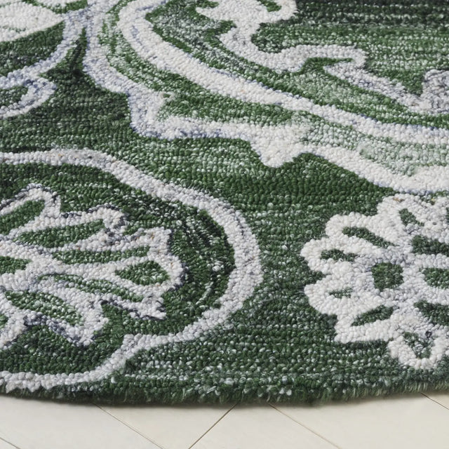 Safavieh Marquee 6'-0" x 6'-0" Rug in Green / Beige