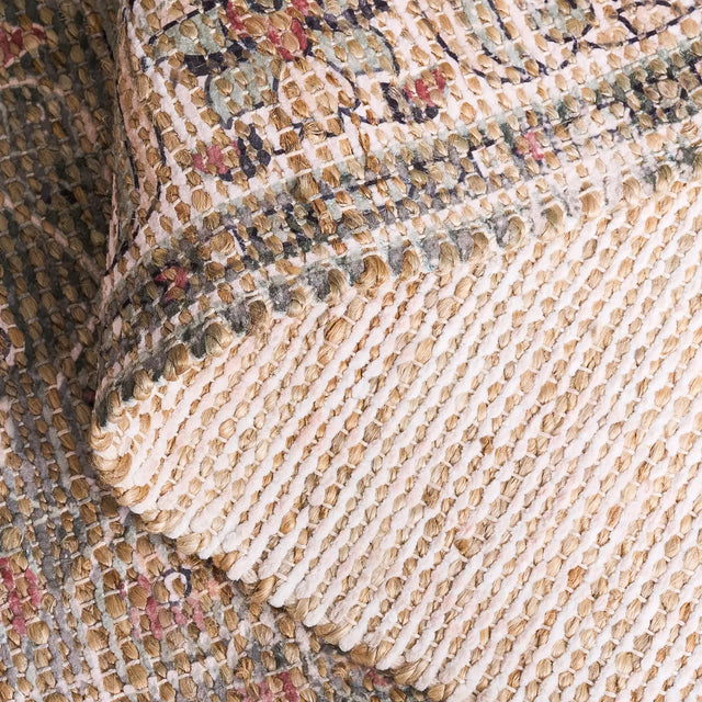 Safavieh Saffron 2'-3" x 8'-0" Rug in Natural / Green