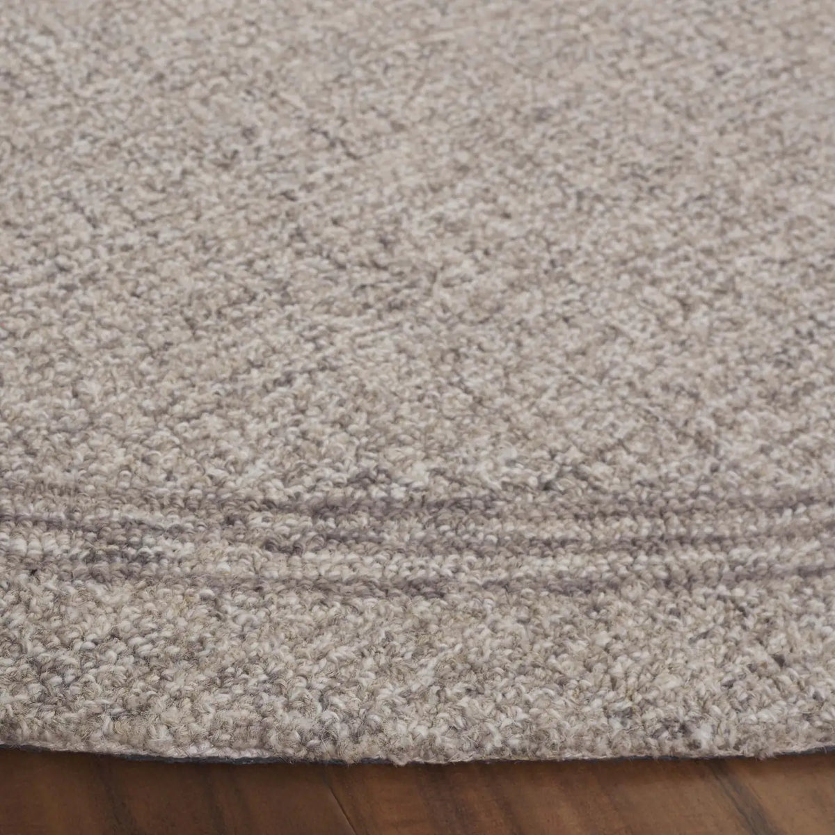 Safavieh Ebony 6'-0" x 6'-0" Rug in Grey