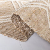 Safavieh Kilim 4'-0" x 6'-0" Rug in Natural / Ivory