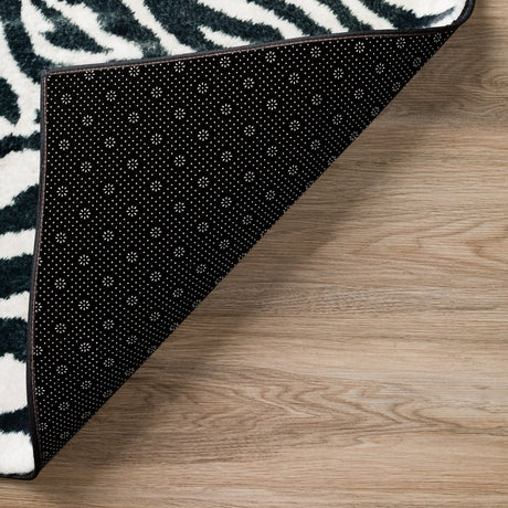 Dalyn Akina AK1 Ivory Rug backing detail