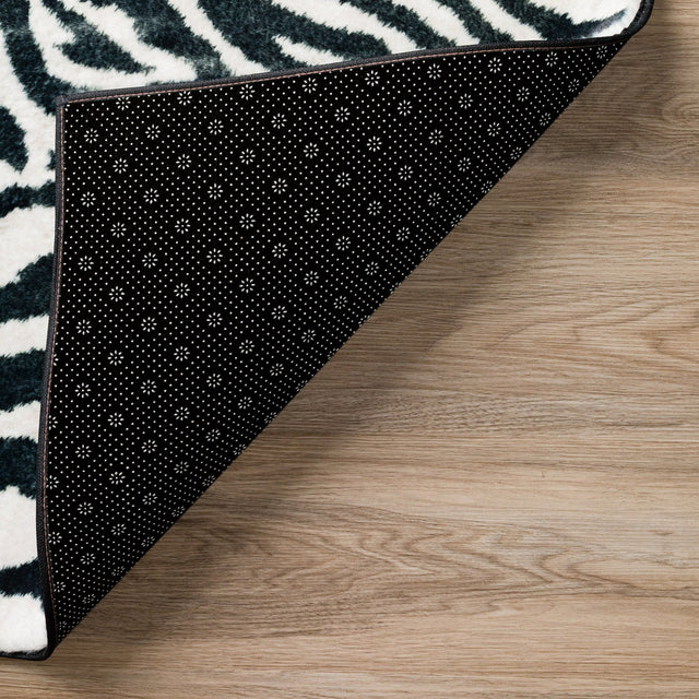 Dalyn Akina AK1 Ivory Rug backing detail