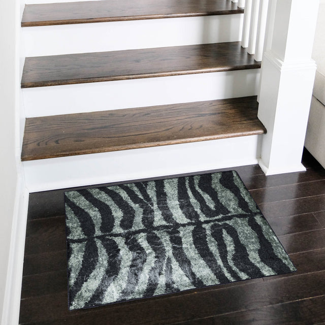 Dalyn Akina AK1 Midnight Rug shown in a room