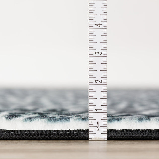 Dalyn Akina AK2 Midnight Rug pile height detail
