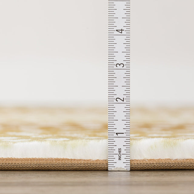 Dalyn Akina AK3 Gold Rug pile height detail
