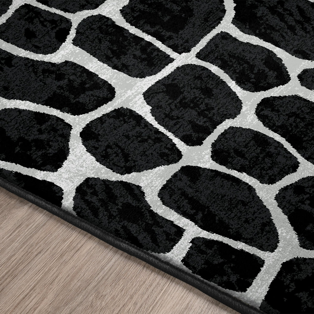 Dalyn Akina AK4 Midnight Rug finished edge detail