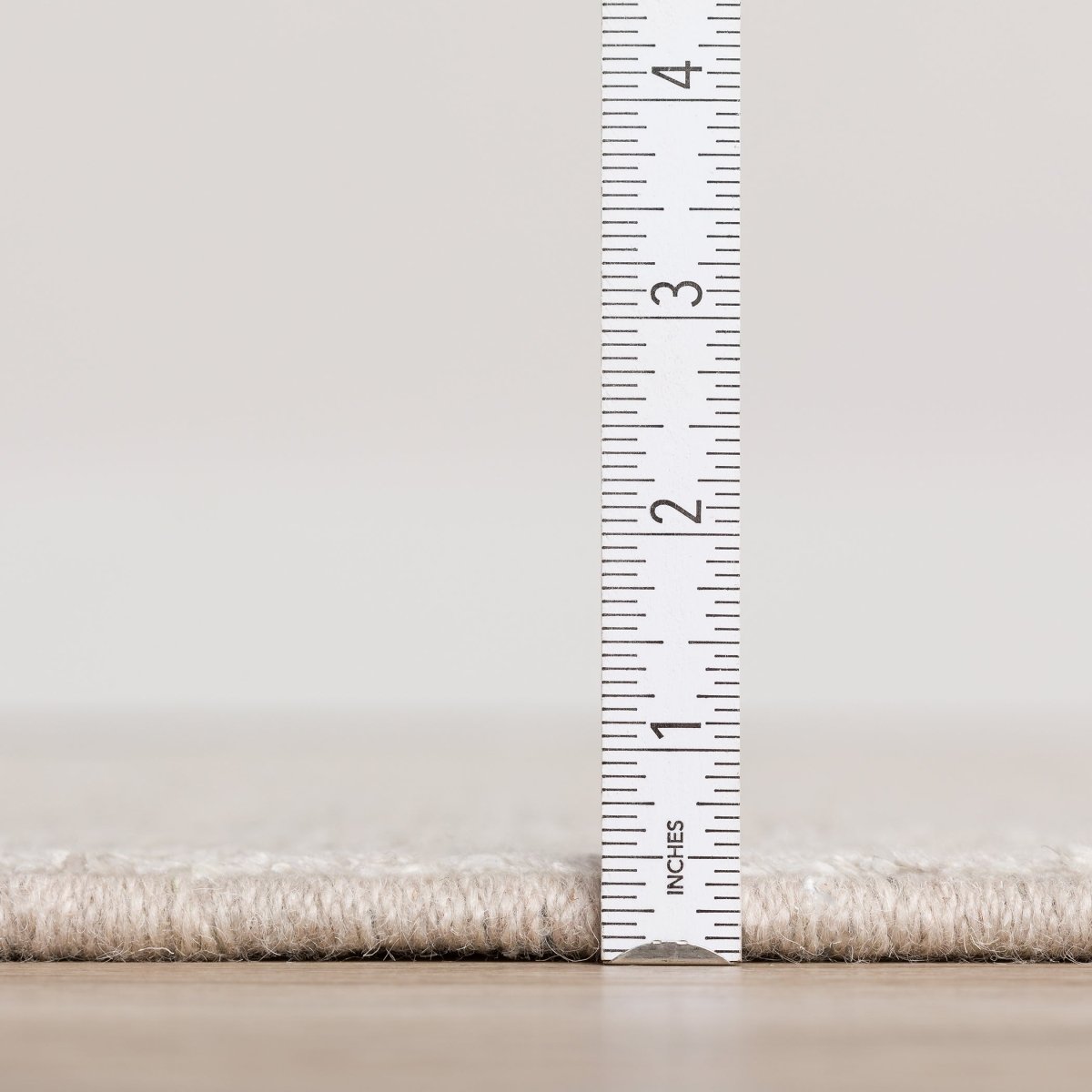 Dalyn Arcata Ac1 Ivory Rug.