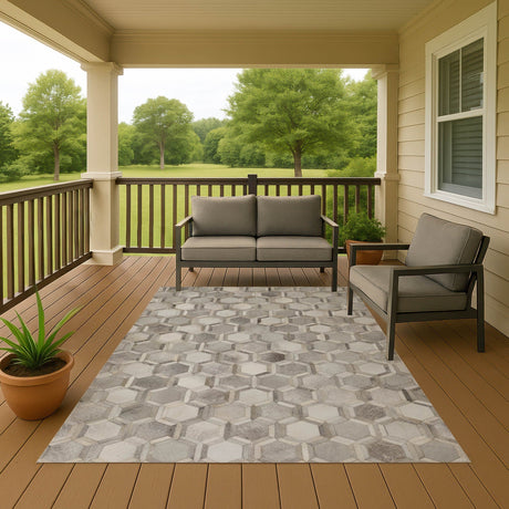 Dalyn Bozeman BM1 Gray Rug outdoor lifestyle image