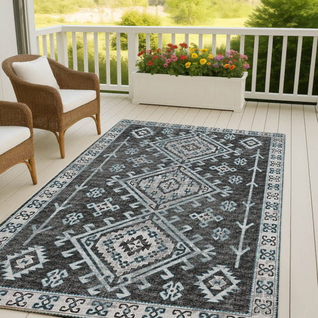 Dalyn Brisbane BR2 Midnight Rug outdoor lifestyle image