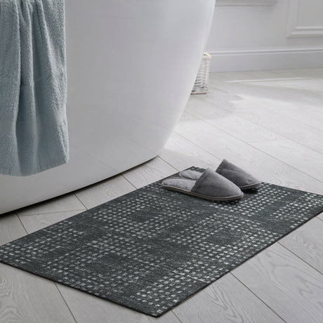 Dalyn Delano DA1 Midnight Rug shown in a room