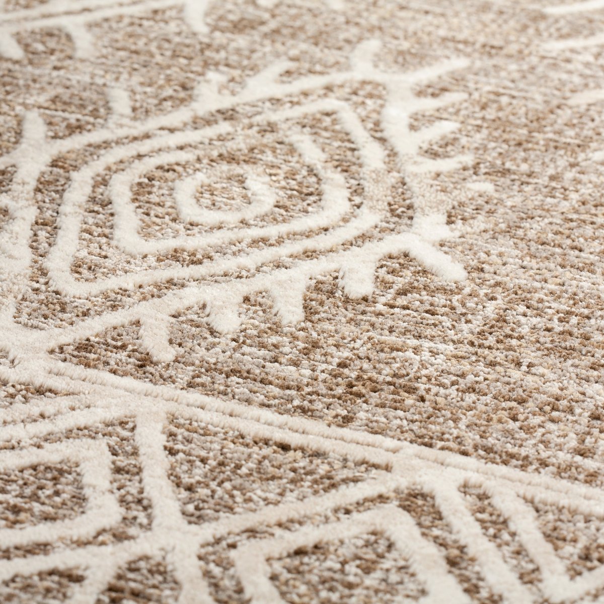 Dalyn Izmir Iz1 Mocha Rug.