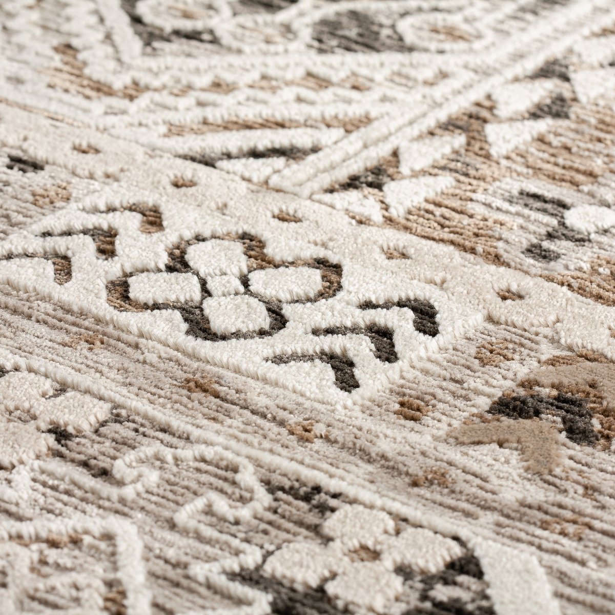 Dalyn Izmir Iz5 Mocha Rug.