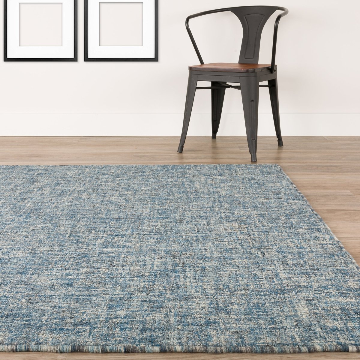 Dalyn Mateo Me1 Denim Rug.