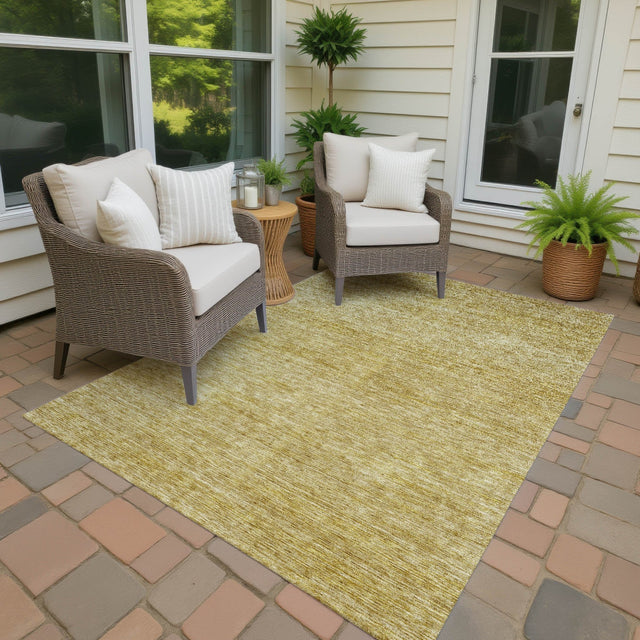 Dalyn Soft Essentials SE1 Gold Rug outdoor lifestyle image